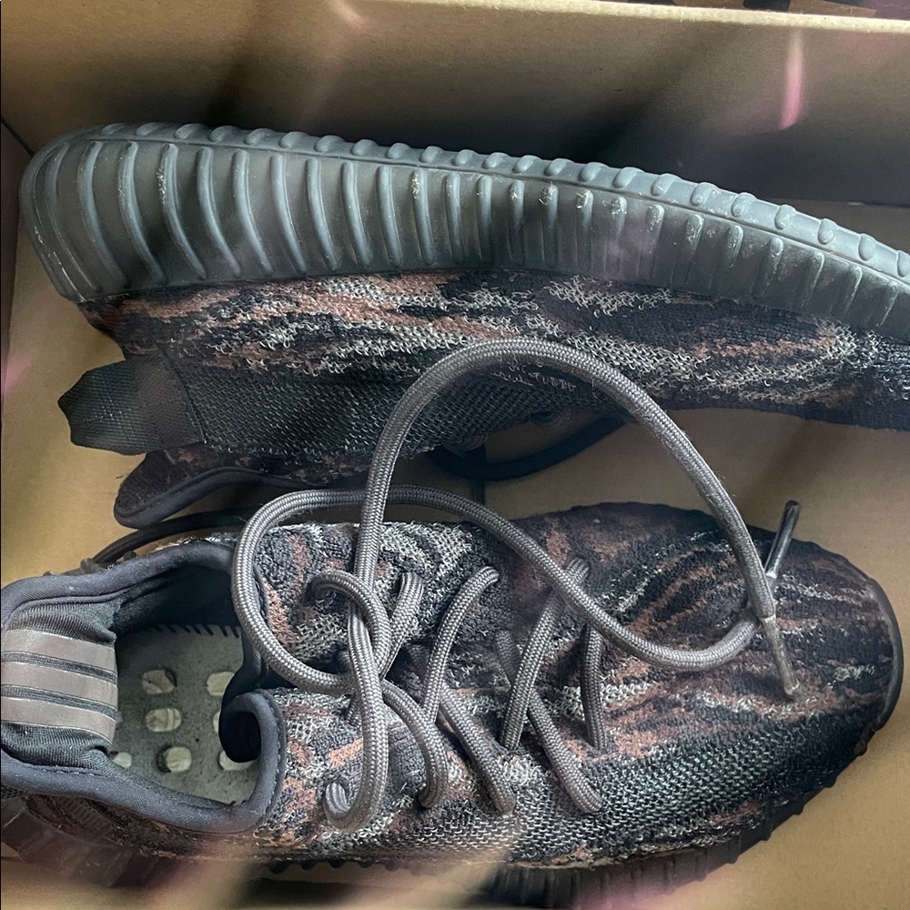 Yeezy Kids Sneakers in Black and Brown